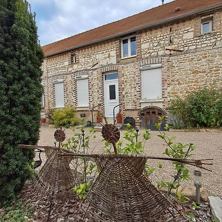Maison Longere Les Camelias Vinneuf Exterior foto